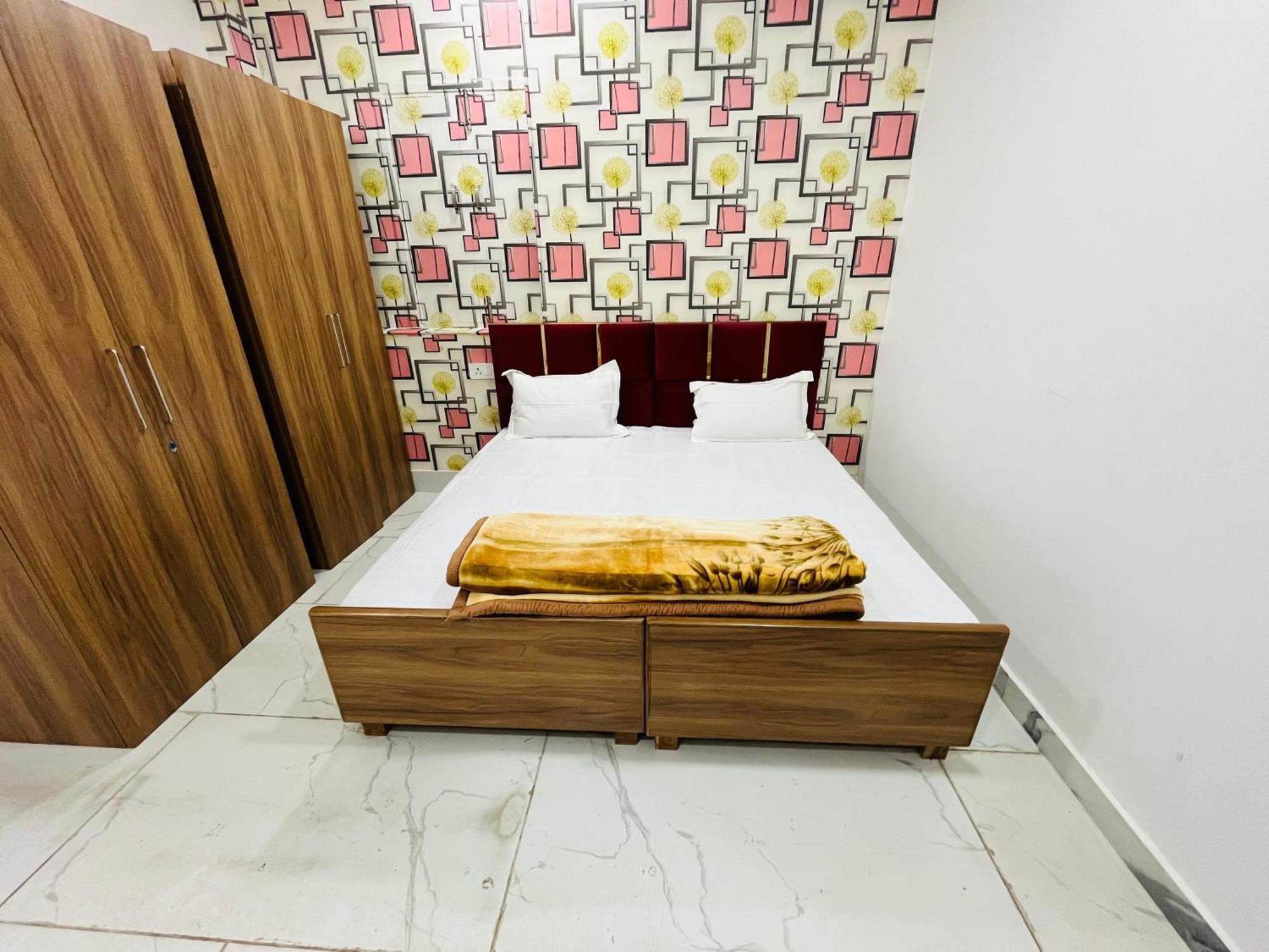Townhouse Happy Habitat Guest House Greater Noida Dış mekan fotoğraf