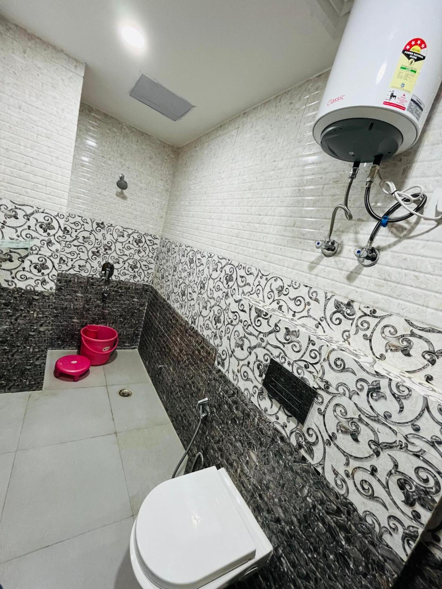 Townhouse Happy Habitat Guest House Greater Noida Dış mekan fotoğraf